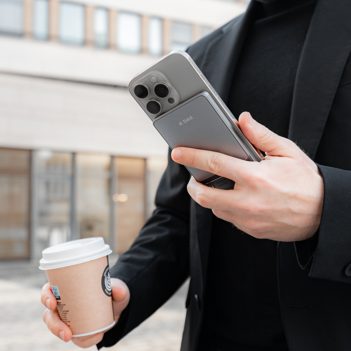 NordCharge Magnetische Powerbank mit starkem Halt und Schutz