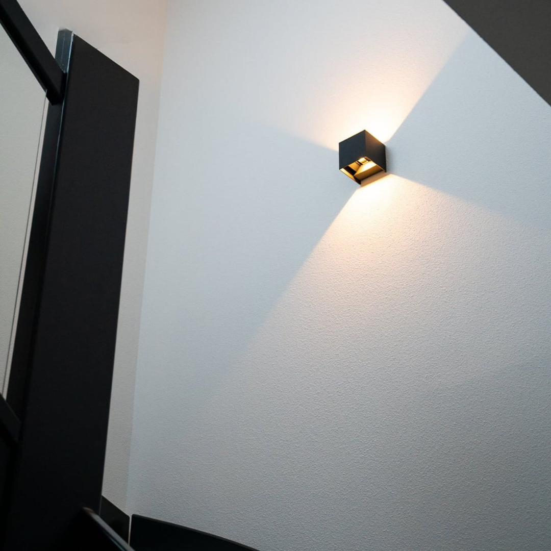 LichtAura™ Moderne LED-Wandleuchte mit Bewegungssensor