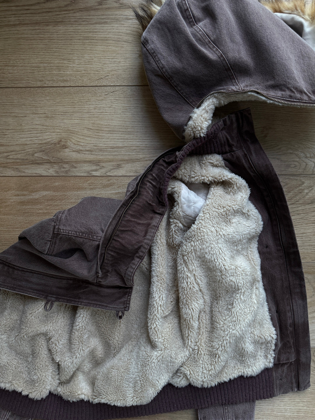 FellWärme™ Kapuzenjacke mit Fellbesatz für Damen