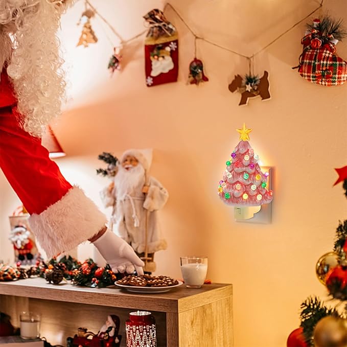 TreeLight - Keramisches Weihnachtsbaum-Nachtlicht zum Einstecken