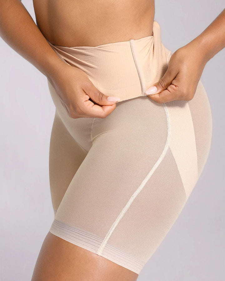 BOOT-YEAH™ MeshSmooth™ Hochgeschnittene, mittellange Shorts