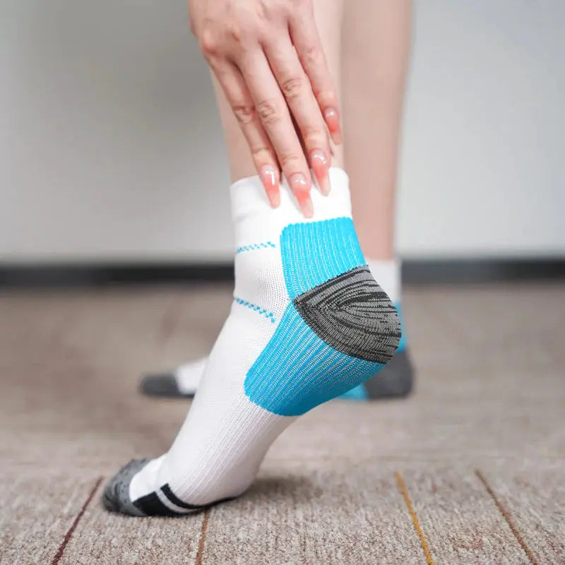 1+2 GRATIS | CircuCare™ - Orthopädische Kompressionsstrümpfe [Letzter Tag Rabatt]
