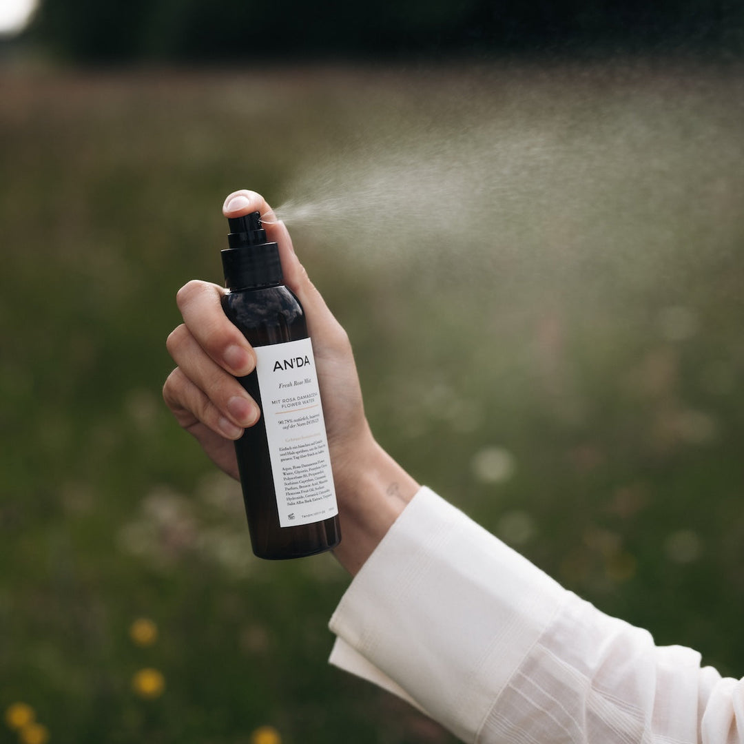 BloomMist™ Rosen-Gesichtsspray für zarte, erfrischte Haut