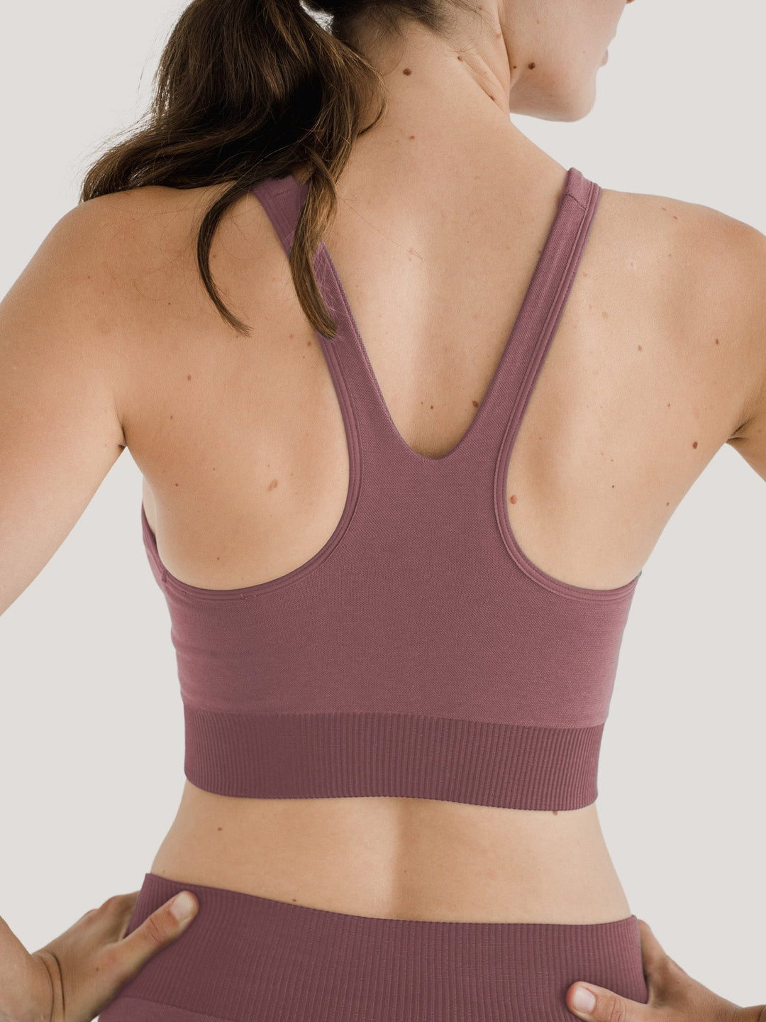 Seamless Bra Top – Dein perfekter Begleiter für Yoga, Fitness und mehr