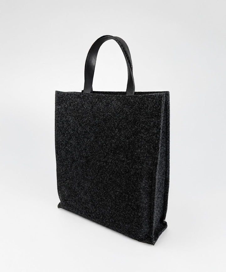 Filztasche mit Ledergriffen – langlebig und vielseitig einsetzbar