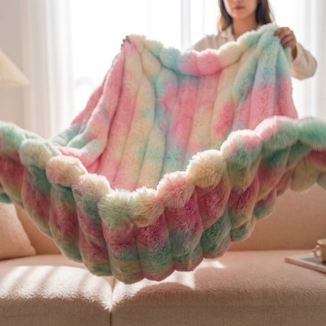 WarmNest™ Decke aus Kunstkaninchenfell