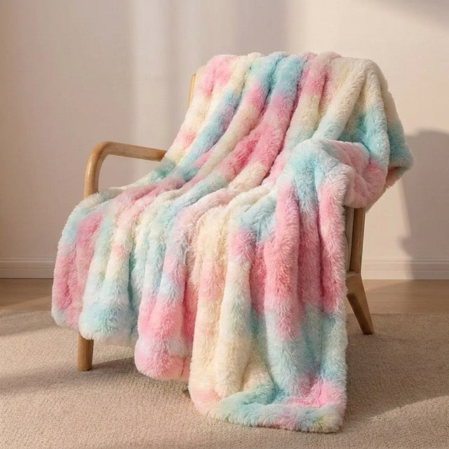 WarmNest™ Decke aus Kunstkaninchenfell