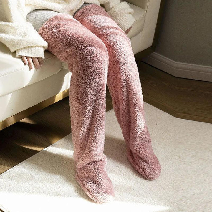 BeinKuschel™ Lange Plüschsocken für warme Füße & Beine
