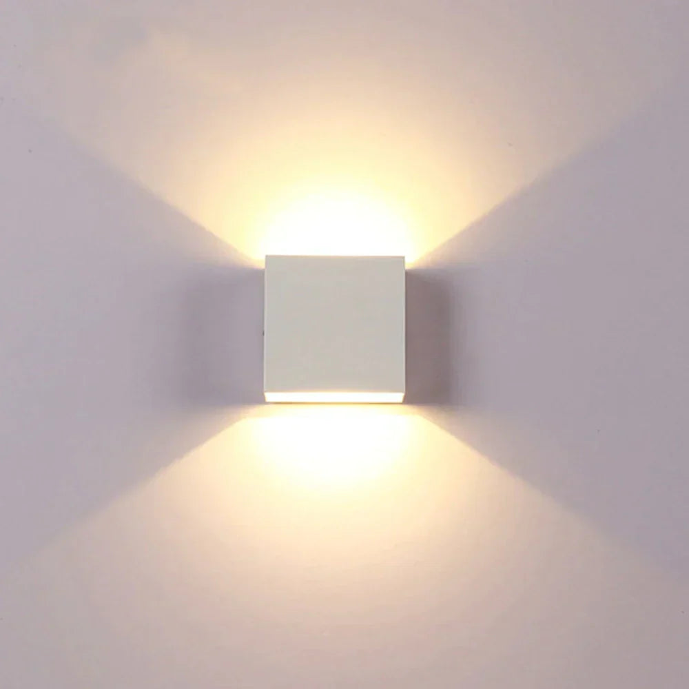 LichtAura™ Moderne LED-Wandleuchte mit Bewegungssensor