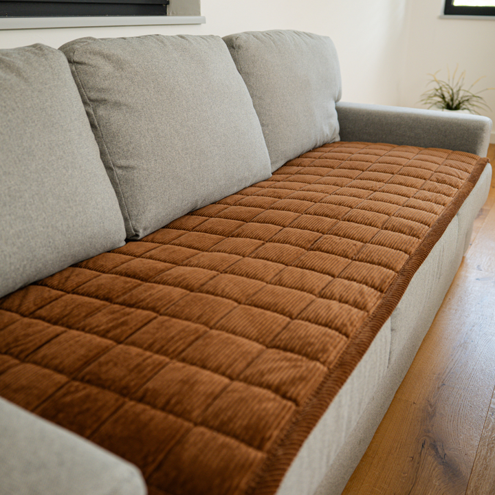 CouchGuard™ Rutschfester & Wasserabweisender Sofaschutz