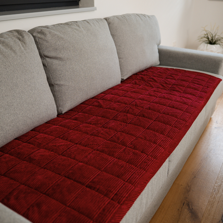 CouchGuard™ Rutschfester & Wasserabweisender Sofaschutz