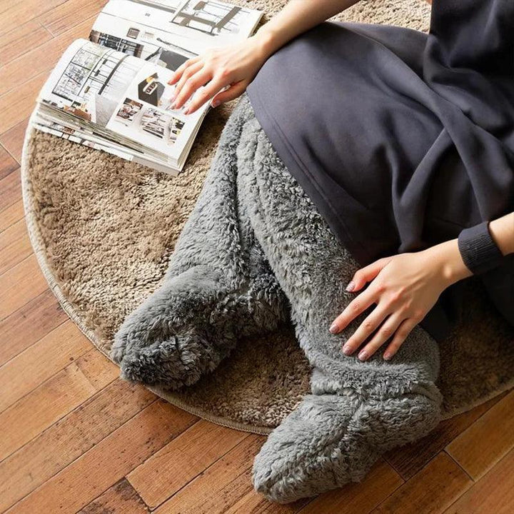 BeinKuschel™ Lange Plüschsocken für warme Füße & Beine