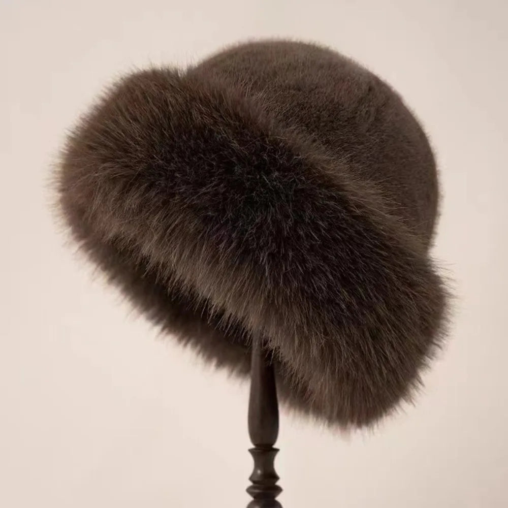 FellZauber™ Elegante Wintermütze aus Kunstfell