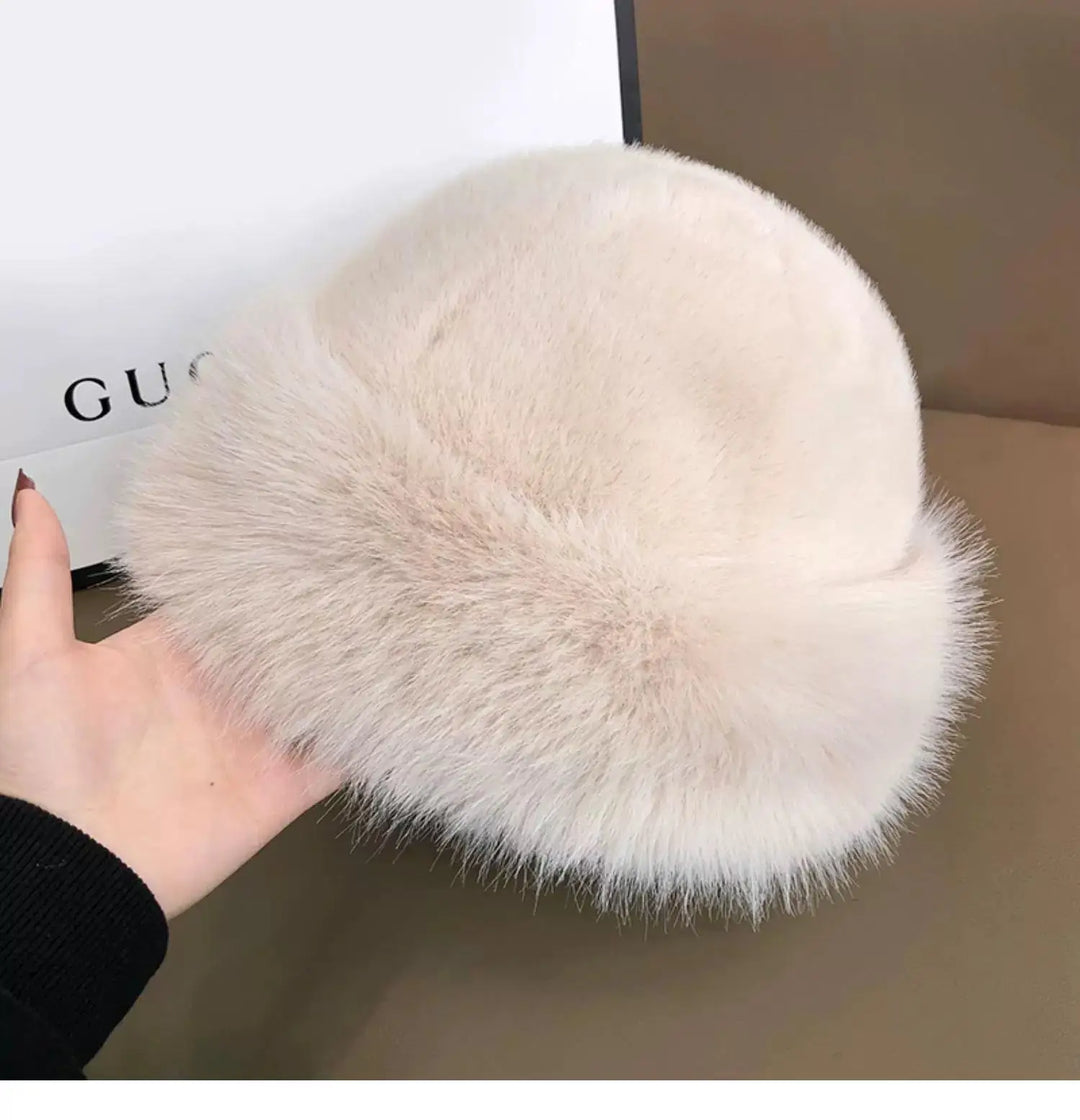 FellZauber™ Elegante Wintermütze aus Kunstfell