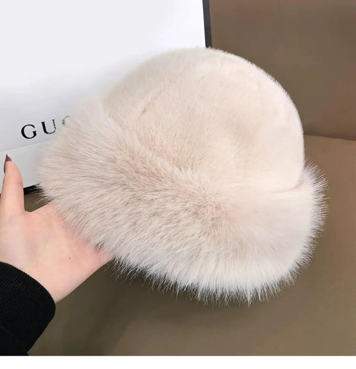 FellZauber™ Elegante Wintermütze aus Kunstfell