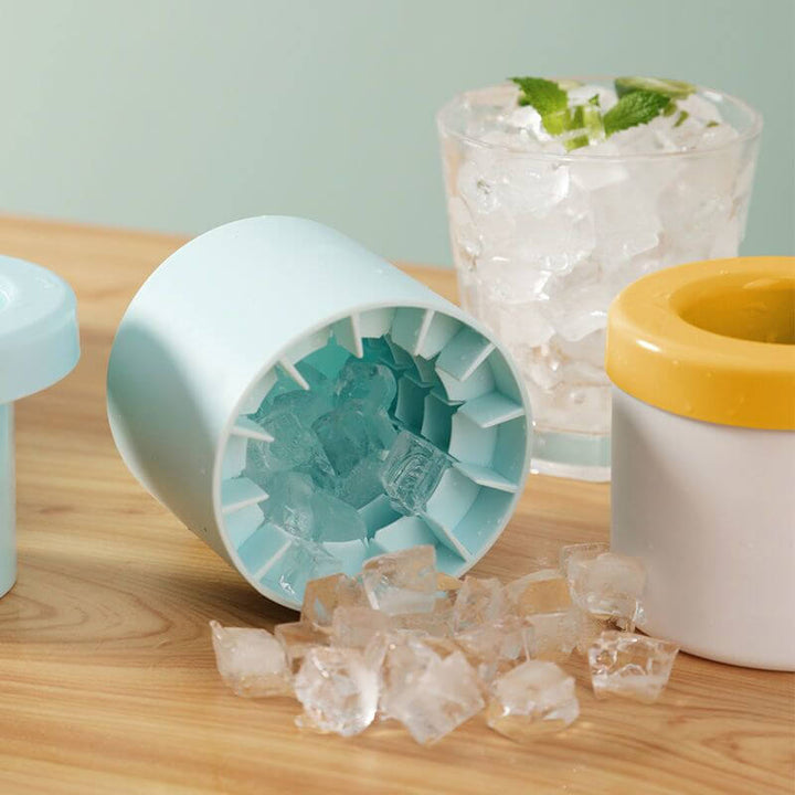 1+1 GRATIS | FrozenIce™ - Tragbarer Silikoneiswürfelbereiter mit Deckel