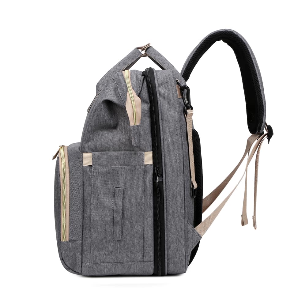 BabyNest™ 3-in-1 Wickelrucksack mit Reisebett