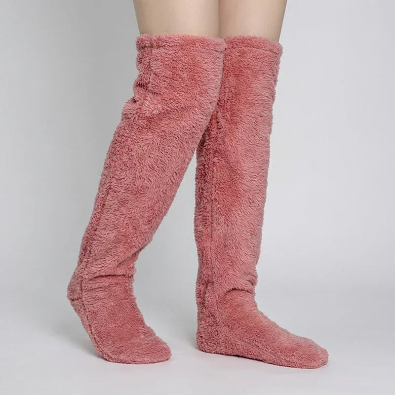BeinKuschel™ Lange Plüschsocken für warme Füße & Beine