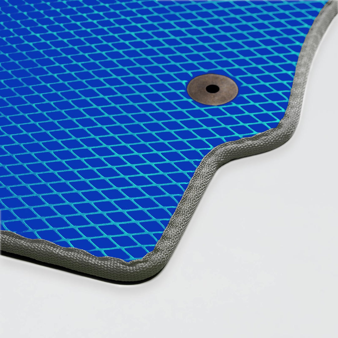 AutoArmor™ Maßgefertigte Fußmatten für den täglichen Schutz des Innenraums