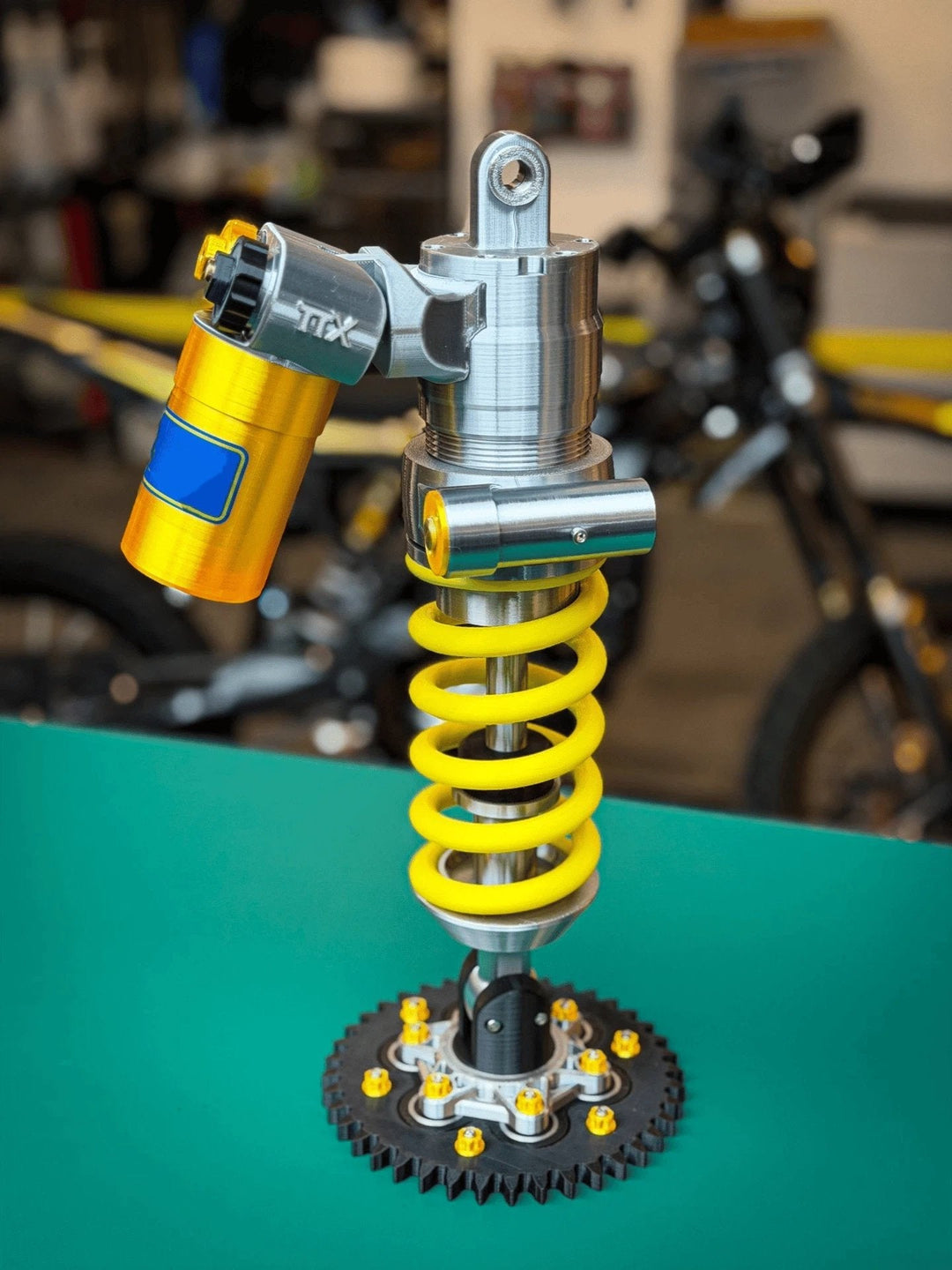 FederLicht™ LED-Stoßdämpfer-Tischlampe