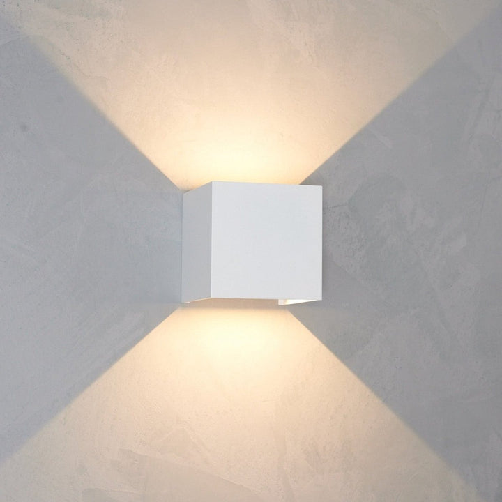 Cubus LED-Wandleuchte für stimmungsvolle Beleuchtung innen und außen