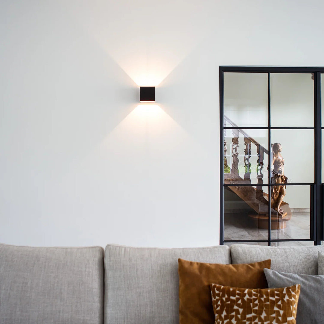 LichtAura™ Moderne LED-Wandleuchte mit Bewegungssensor