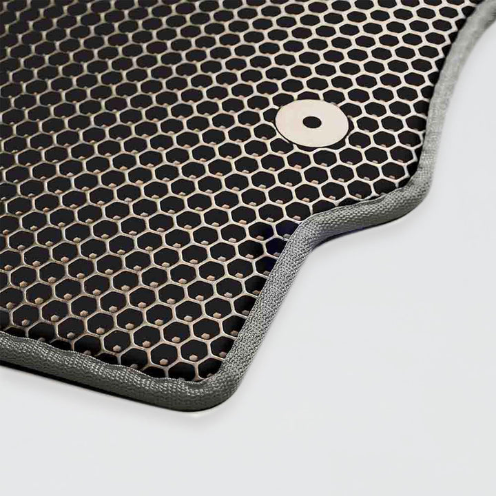 AutoArmor™ Maßgefertigte Fußmatten für den täglichen Schutz des Innenraums
