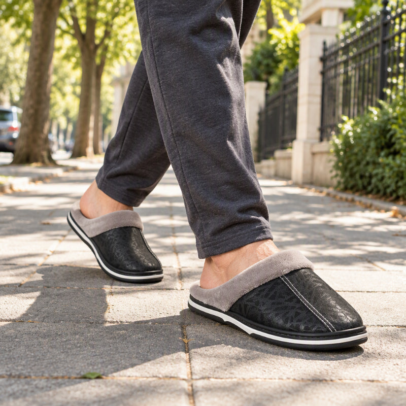 SolaStep™ Wasserdichte Herren Winter-Hausschuhe