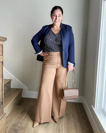 StilVogue | Hohe-Taille Marlenehose mit Knopfdetails